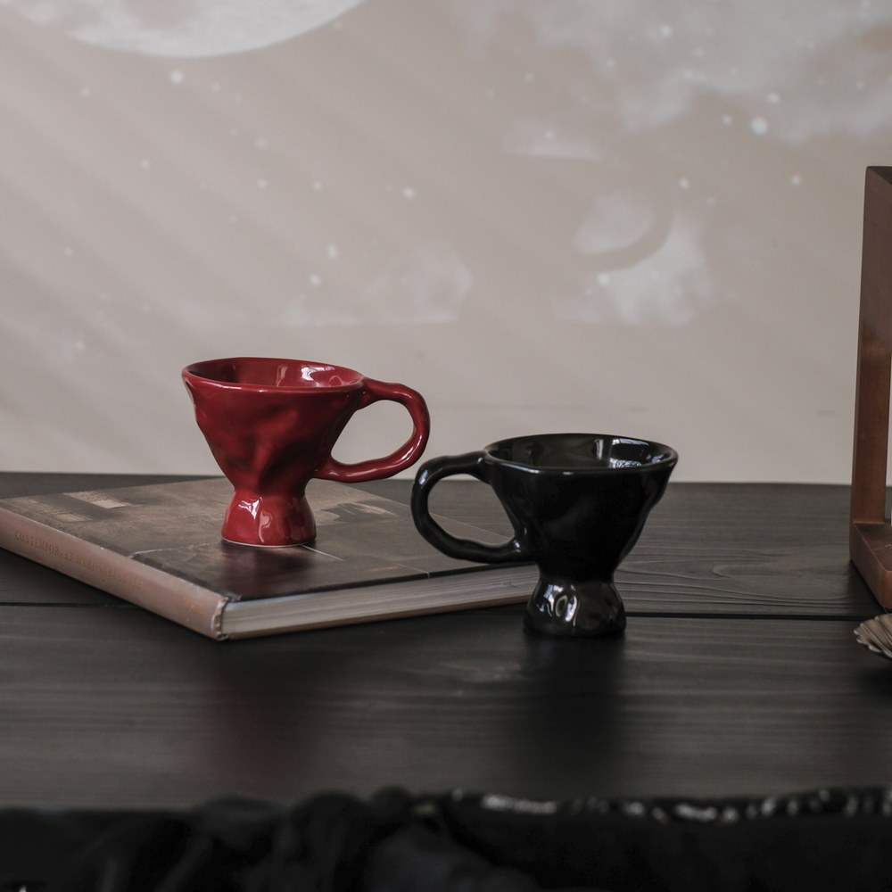 rød 炙熱三角馬克杯